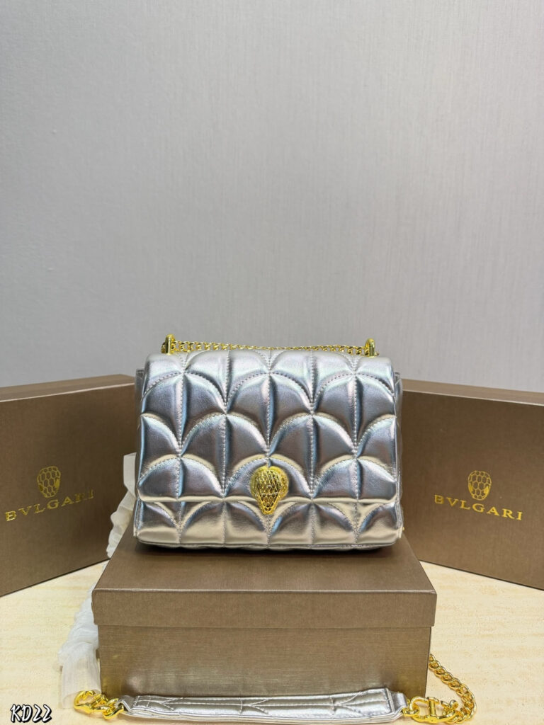 Bvlgari 560541 Bag Size 23, 17