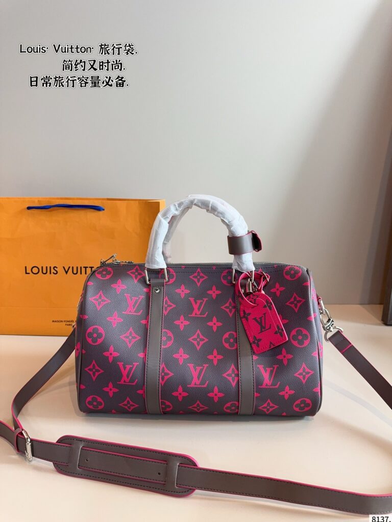 Louis Vuitton 560963 Bag Size 35, 17