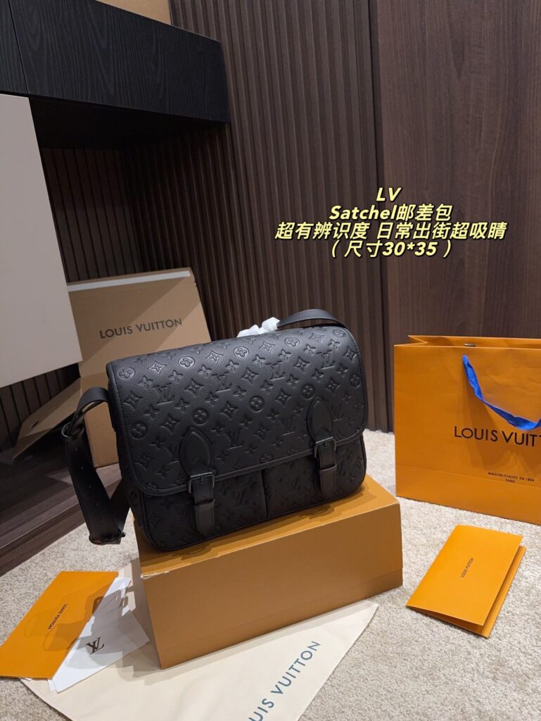 Louis Vuitton 561316 Bag Size 30, 35