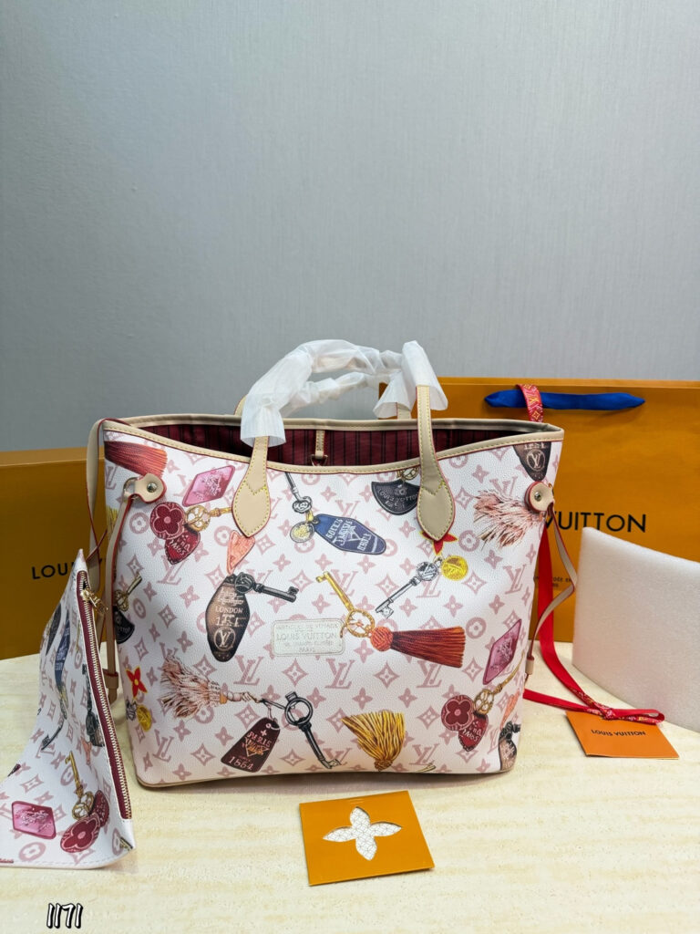 Louis Vuitton 561410 Bag Size 26