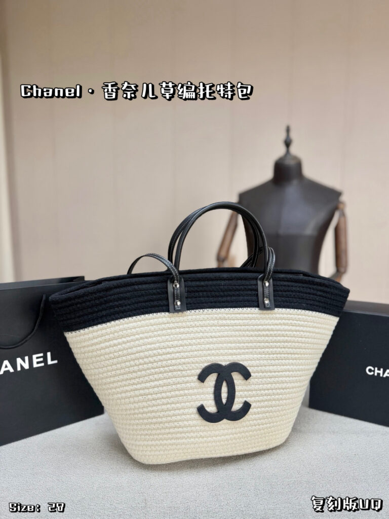 Chanel 562280 Bag Size 28, 30