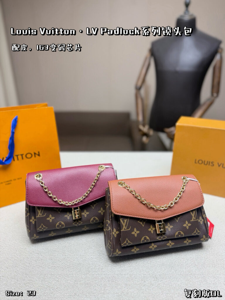 Louis Vuitton 562344 Bag Size 23, 16