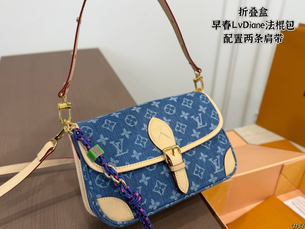 Louis Vuitton 562619 Bag Size 25, 15