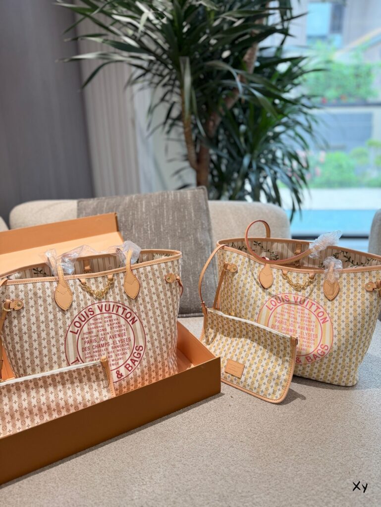 Louis Vuitton 562723 Bag