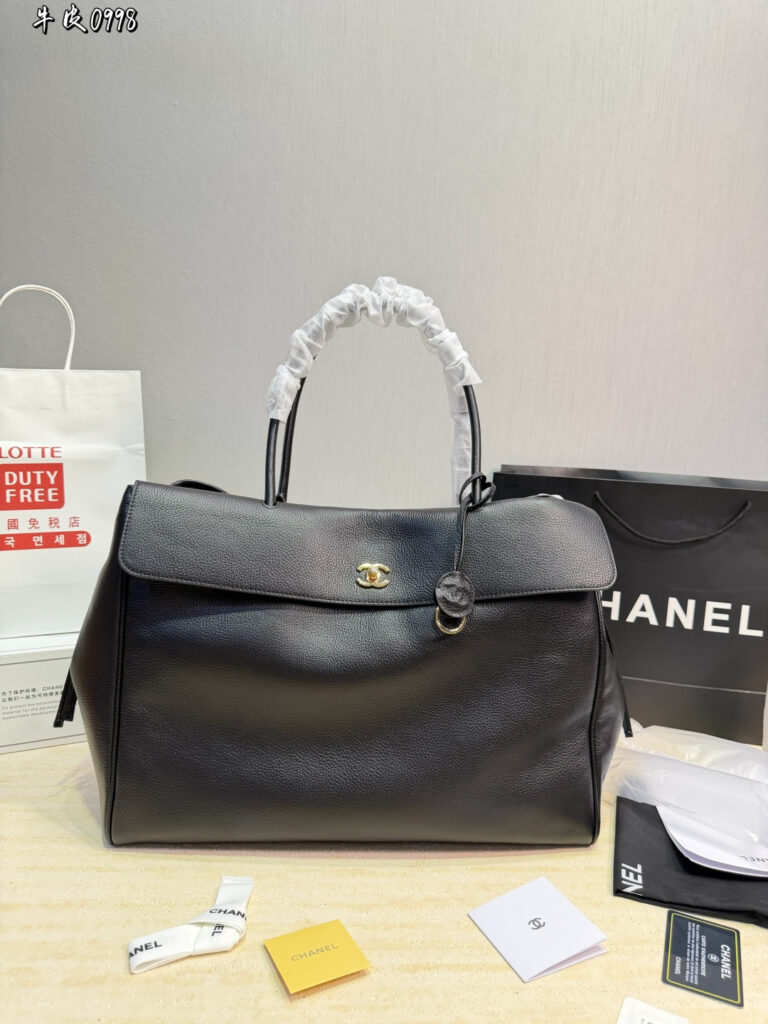 Chanel 564362 Bag Size 40