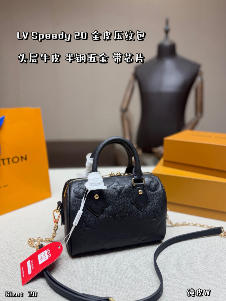 Louis Vuitton 564798 Bag Size 20, 15