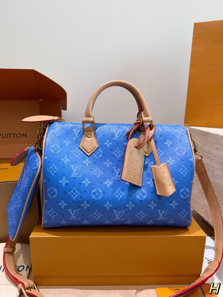 Louis Vuitton 565539 Bag Size 30