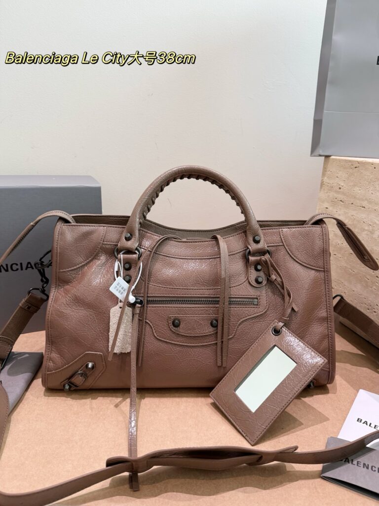 Balenciaga 565541 Bag Size 37