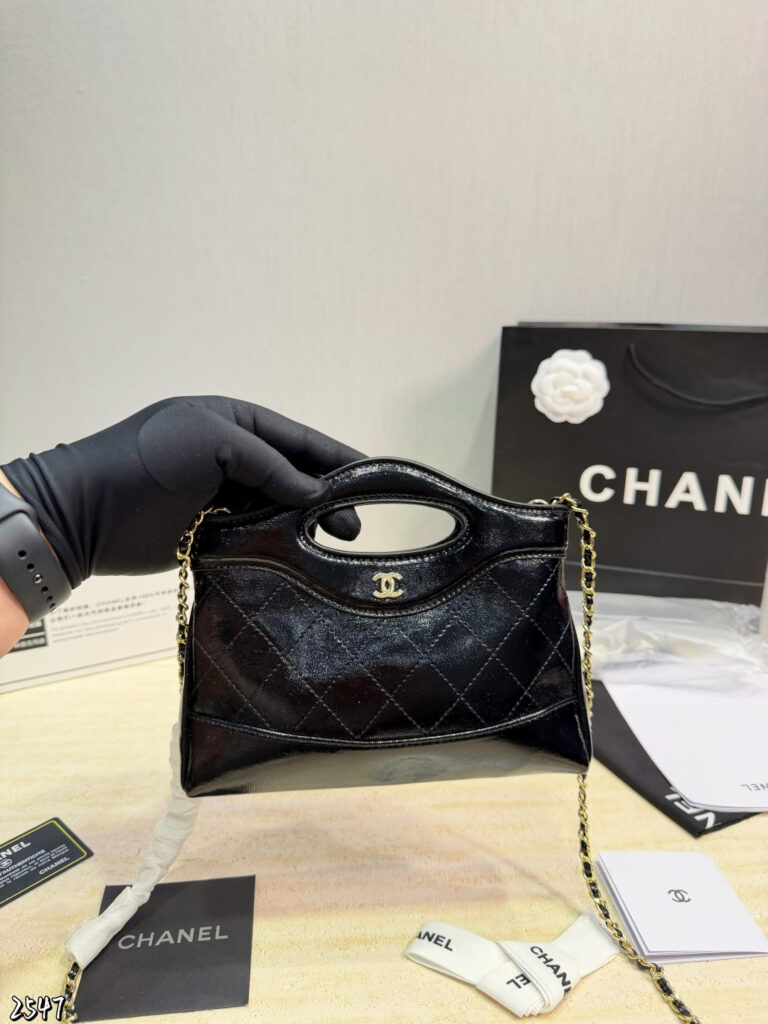 Chanel 565745 Bag Size 17