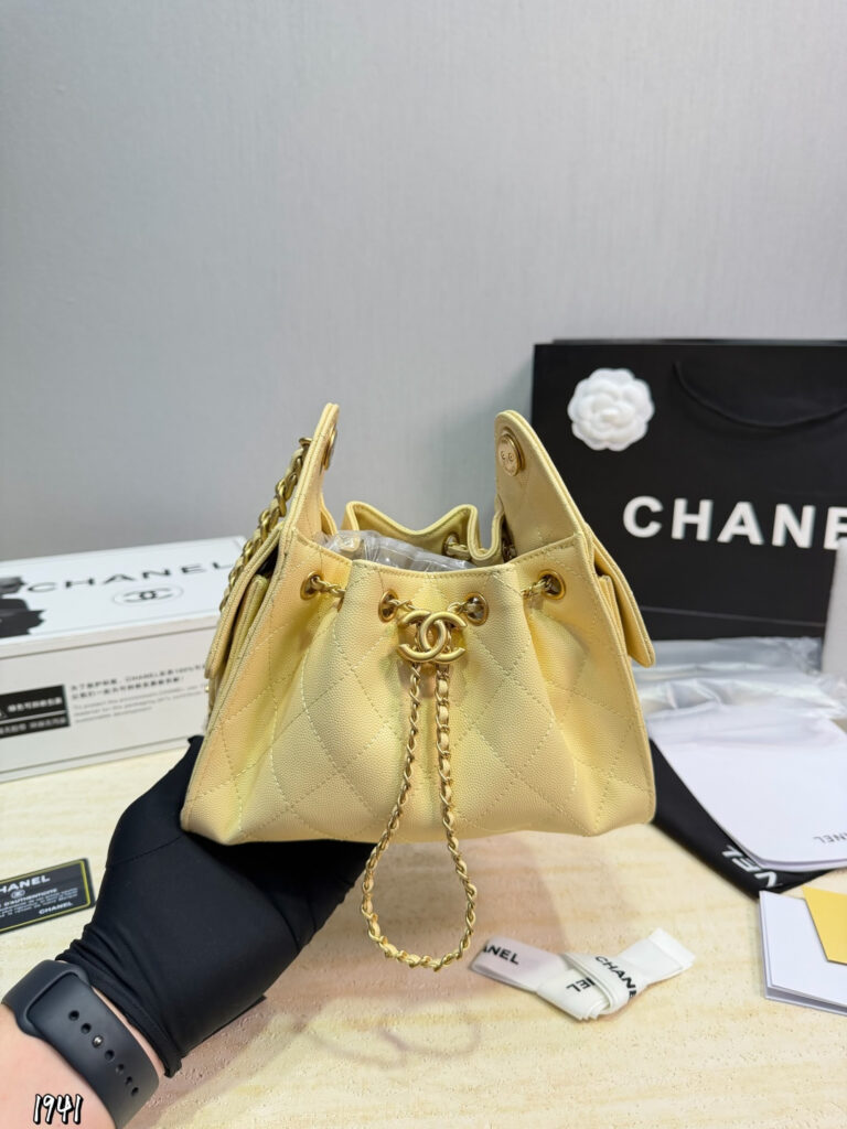 Chanel 565772 Bag Size 22, 21, 10