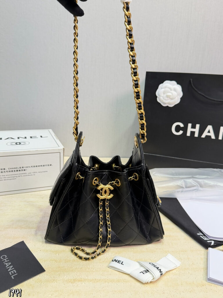Chanel 565774 Bag Size 22, 21, 10