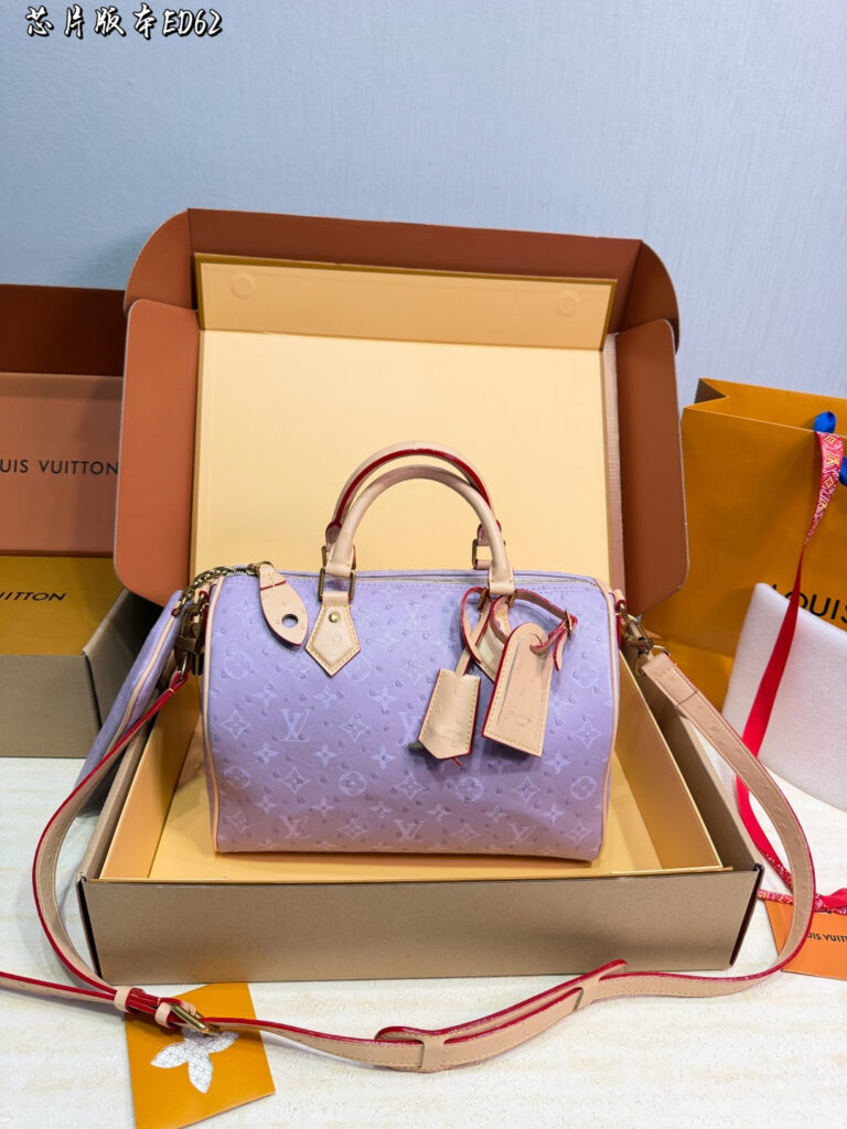 Louis Vuitton 566610 Bag Size 30