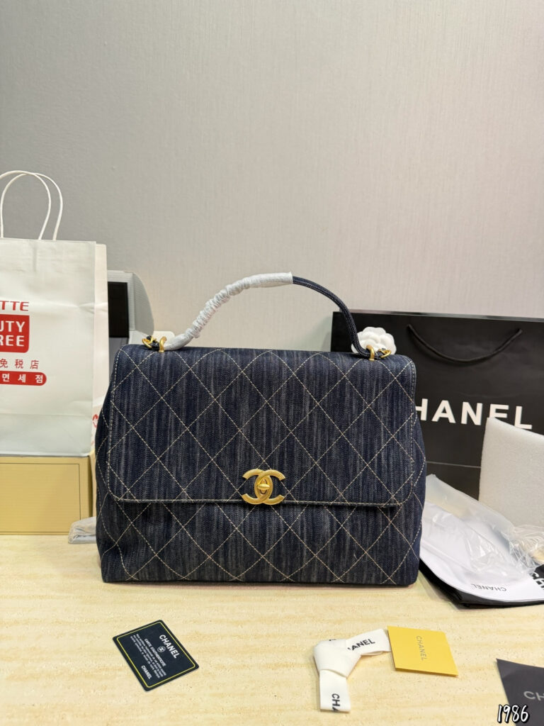 Chanel 566624 Bag