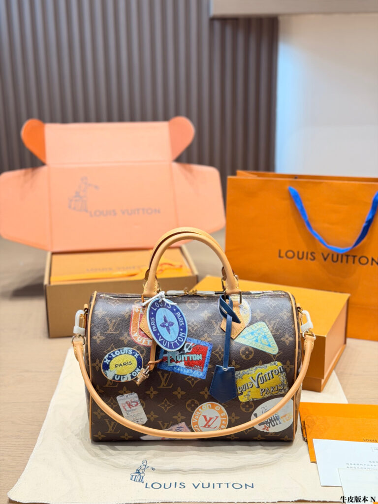 Louis Vuitton 566688 Bag Size 30
