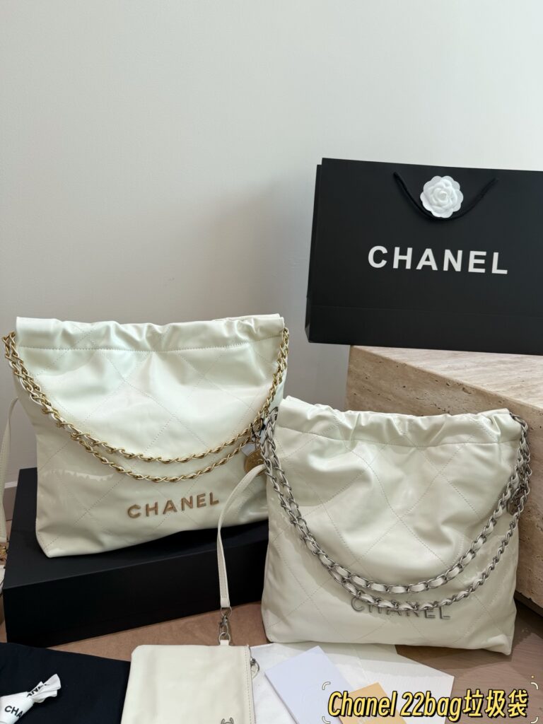 Chanel 566807 Bag Size 31, 35