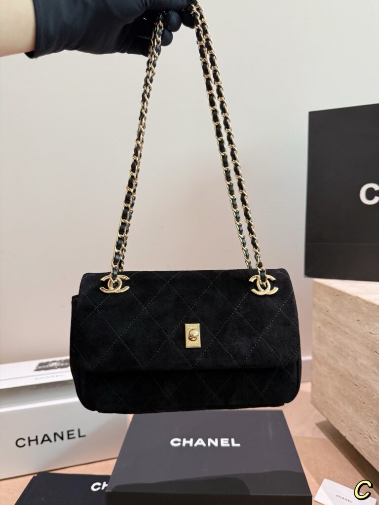 Chanel 566817 Bag Size 23, 15