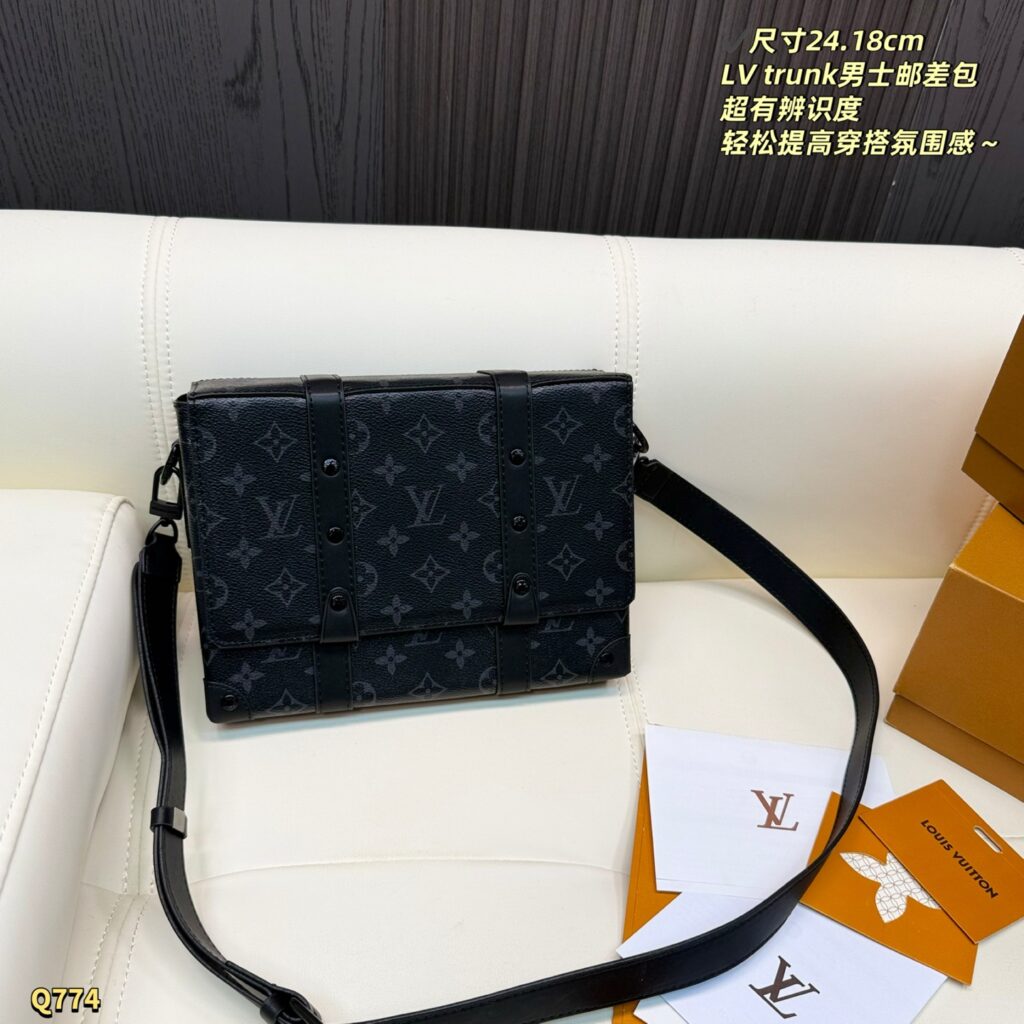 Louis Vuitton 567535 Bag Size 24
