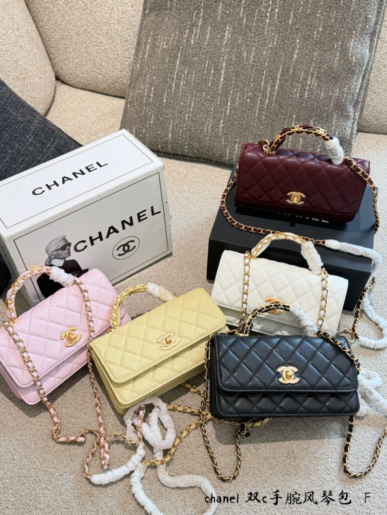 Chanel 568229 Bag Size 19