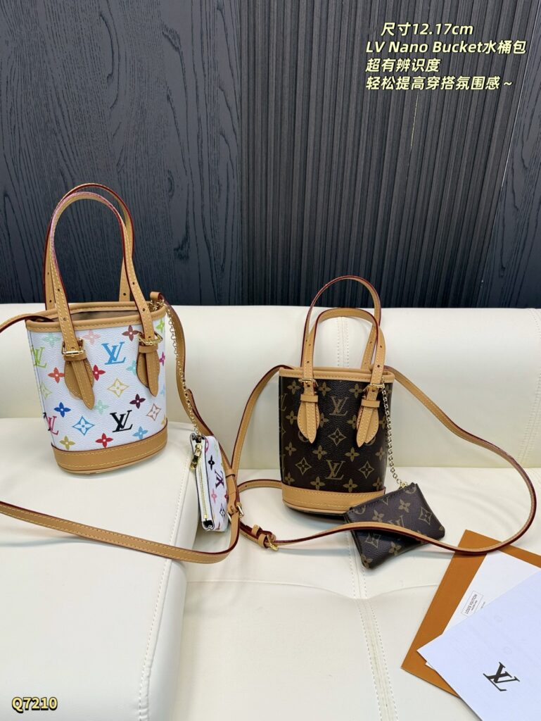 Louis Vuitton 568363 Bag Size 12