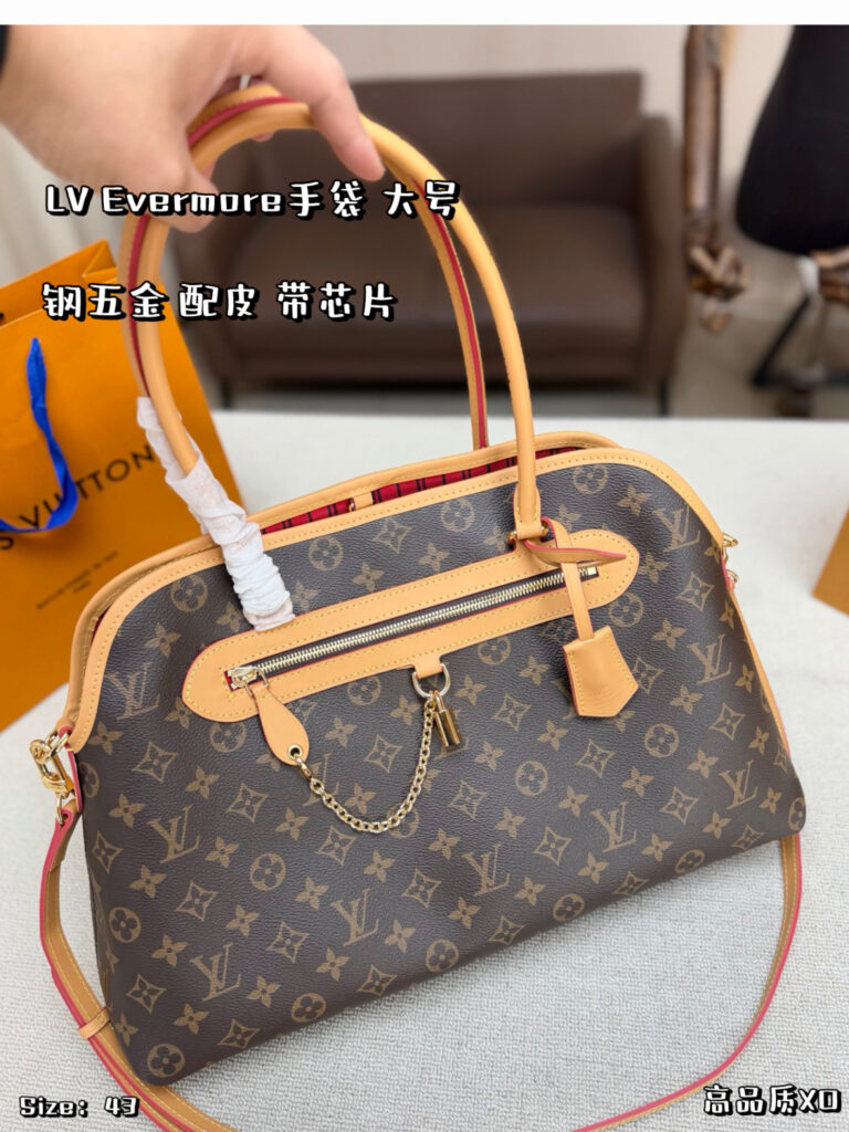 Louis Vuitton 568528 Bag Size 43, 28