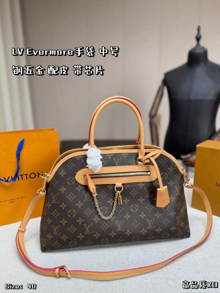 Louis Vuitton 568529 Bag Size 40, 25