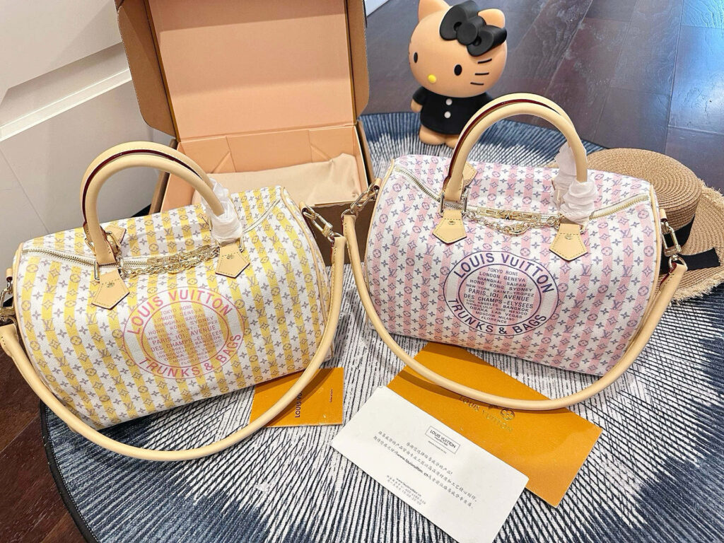 Louis Vuitton 570879 Bag Size 30