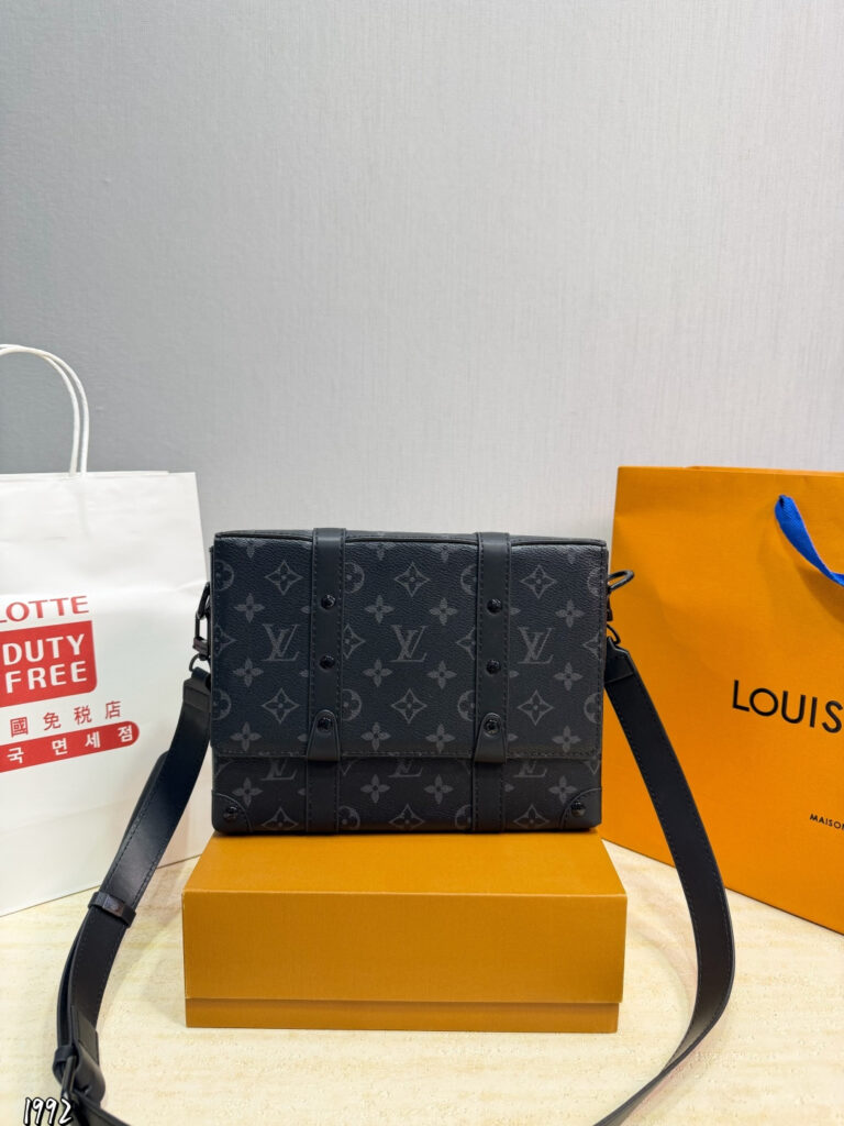 Louis Vuitton 571019 Bag Size 24