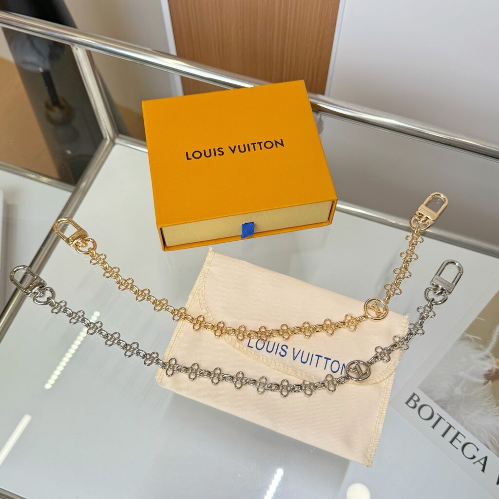 Louis Vuitton 572597 Bag Size 75