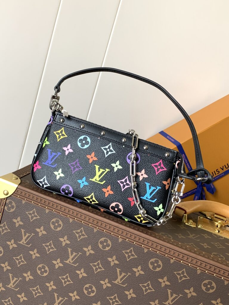 Louis Vuitton 573304 Bag Size 13, 22, 21, 20
