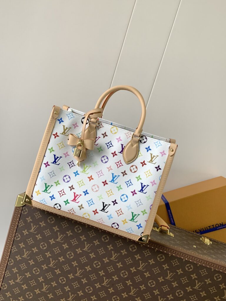 Louis Vuitton 573310 Bag Size 27, 14, 35, 13