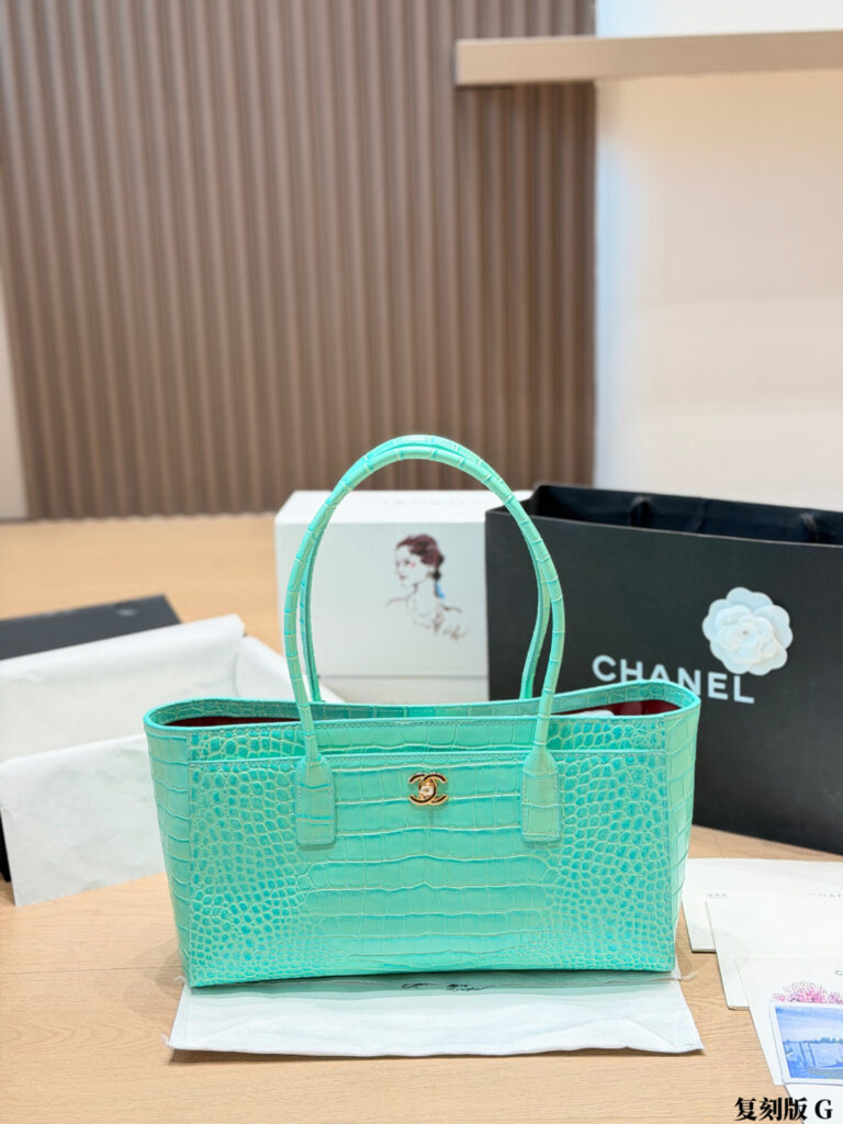 Chanel 574390 Bag Size 35-21