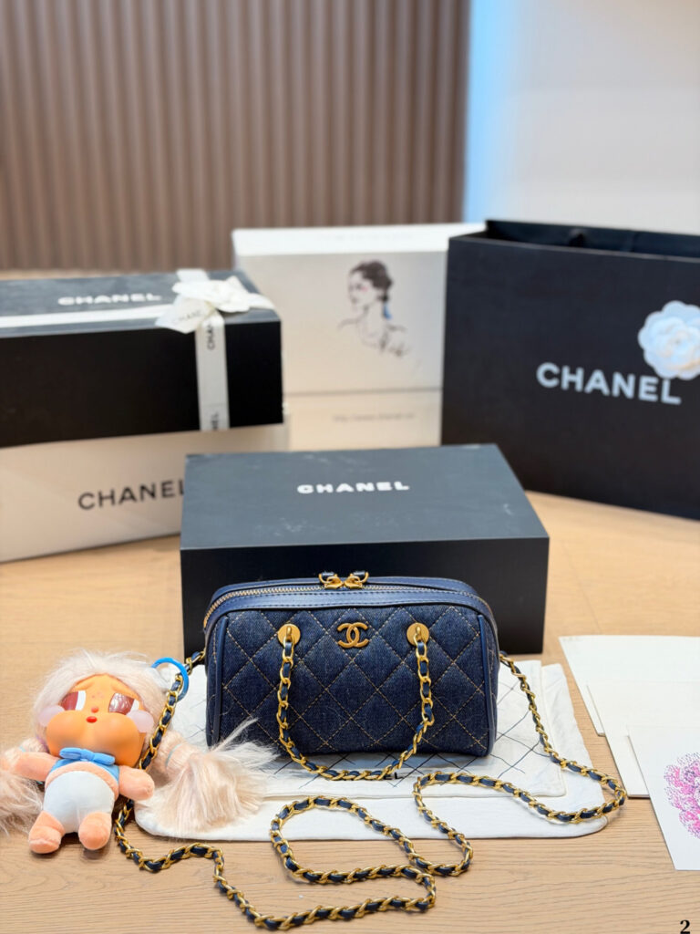 Chanel 575250 Bag Size 19