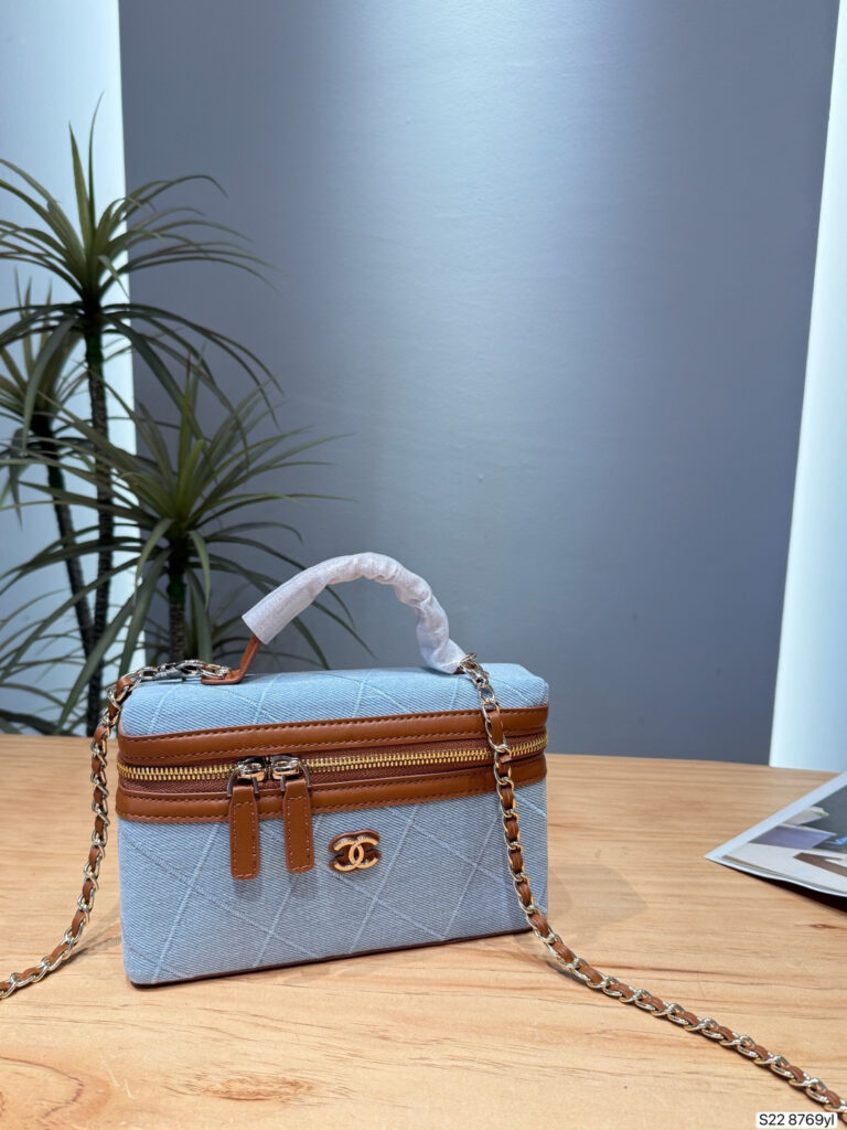 Chanel 575529 Bag Size 19, 13
