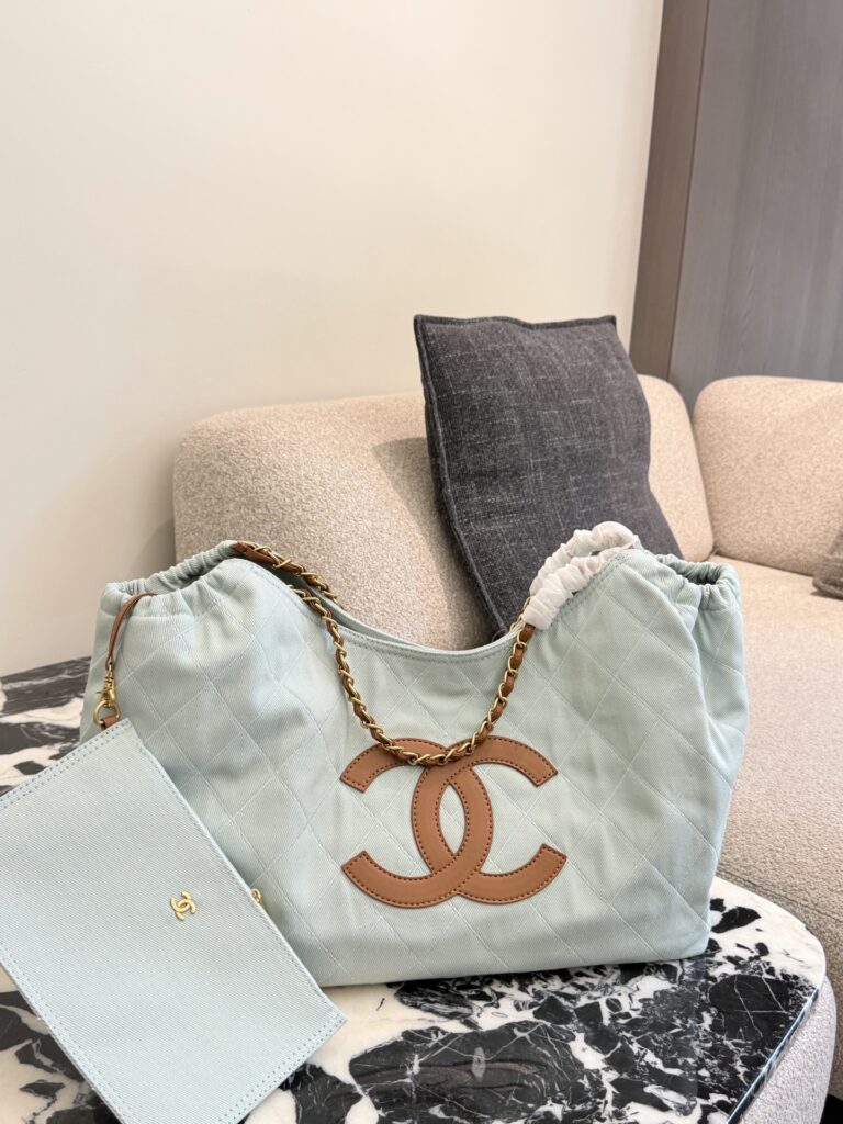 Chanel 575548 Bag Size 26