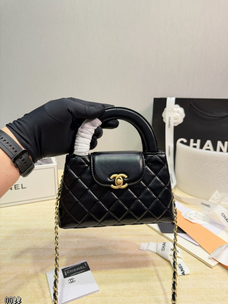 Chanel 576493 Bag Size 20
