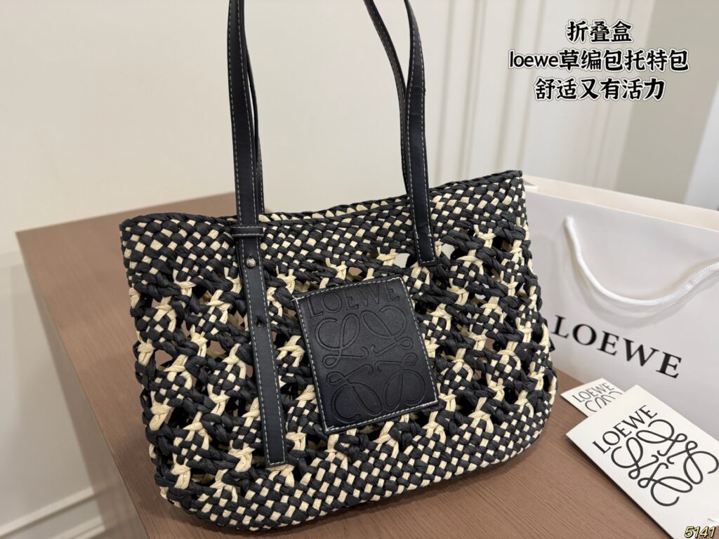 Loewe 578078 Bag Size 27, 22