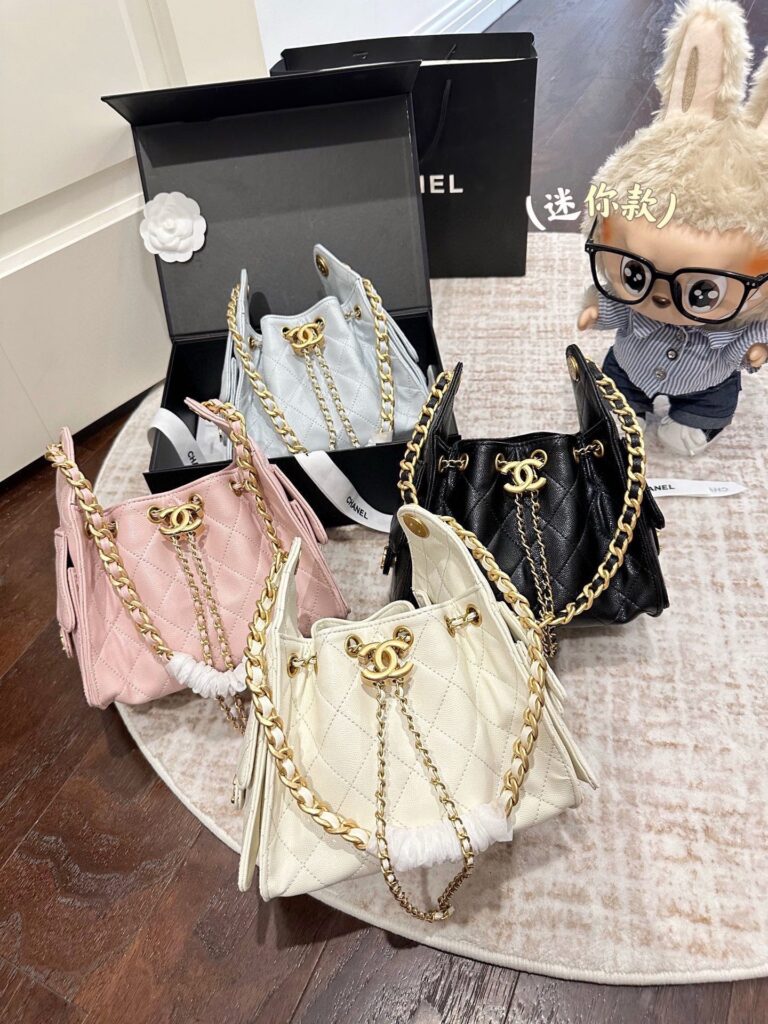 Chanel 579130 Bag Size 20