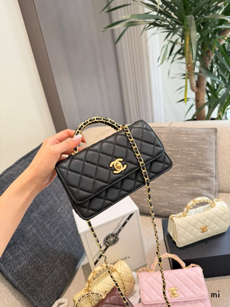 Chanel 579340 Bag Size 19