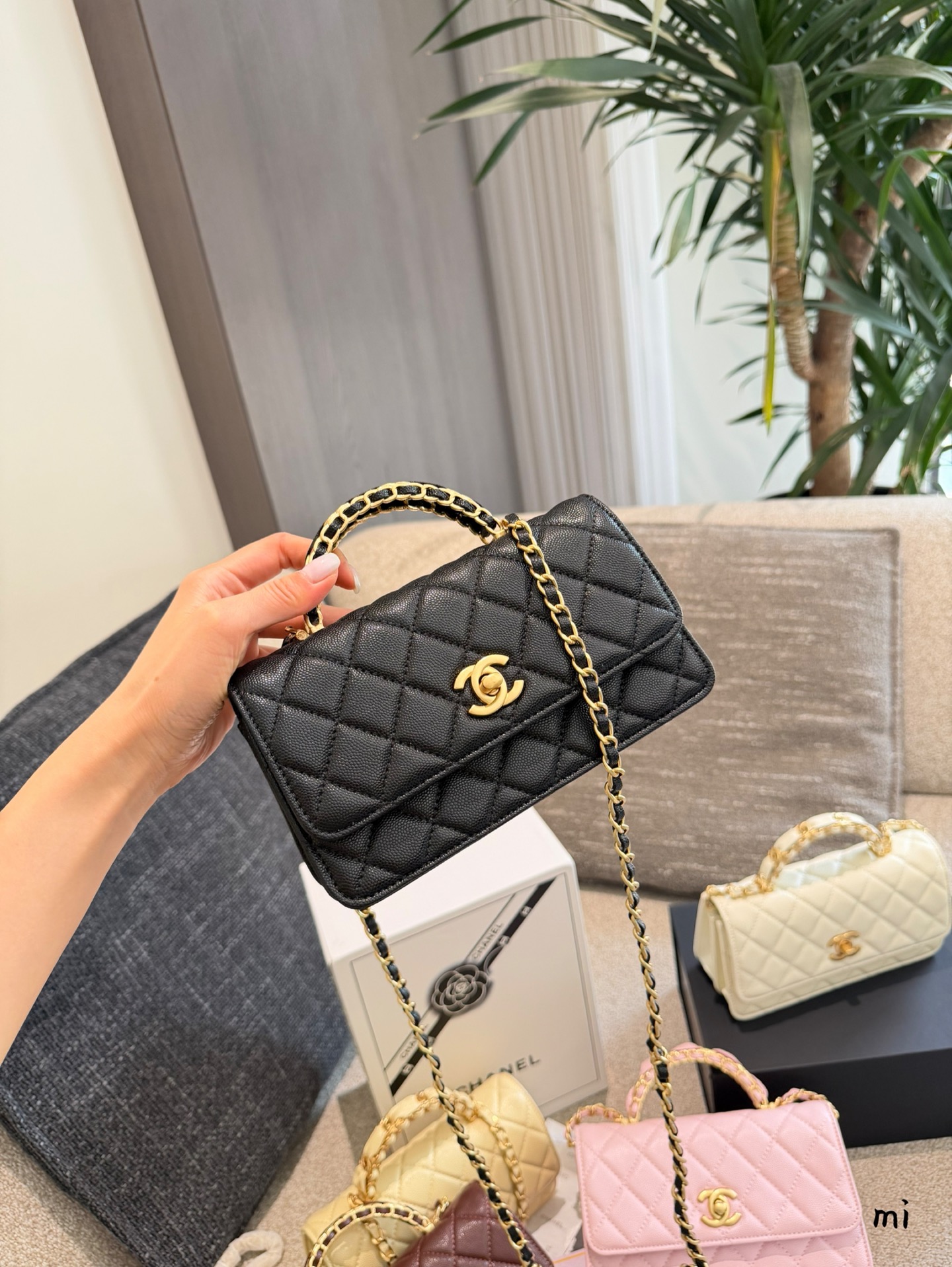 Chanel 579340 Bag Size 19