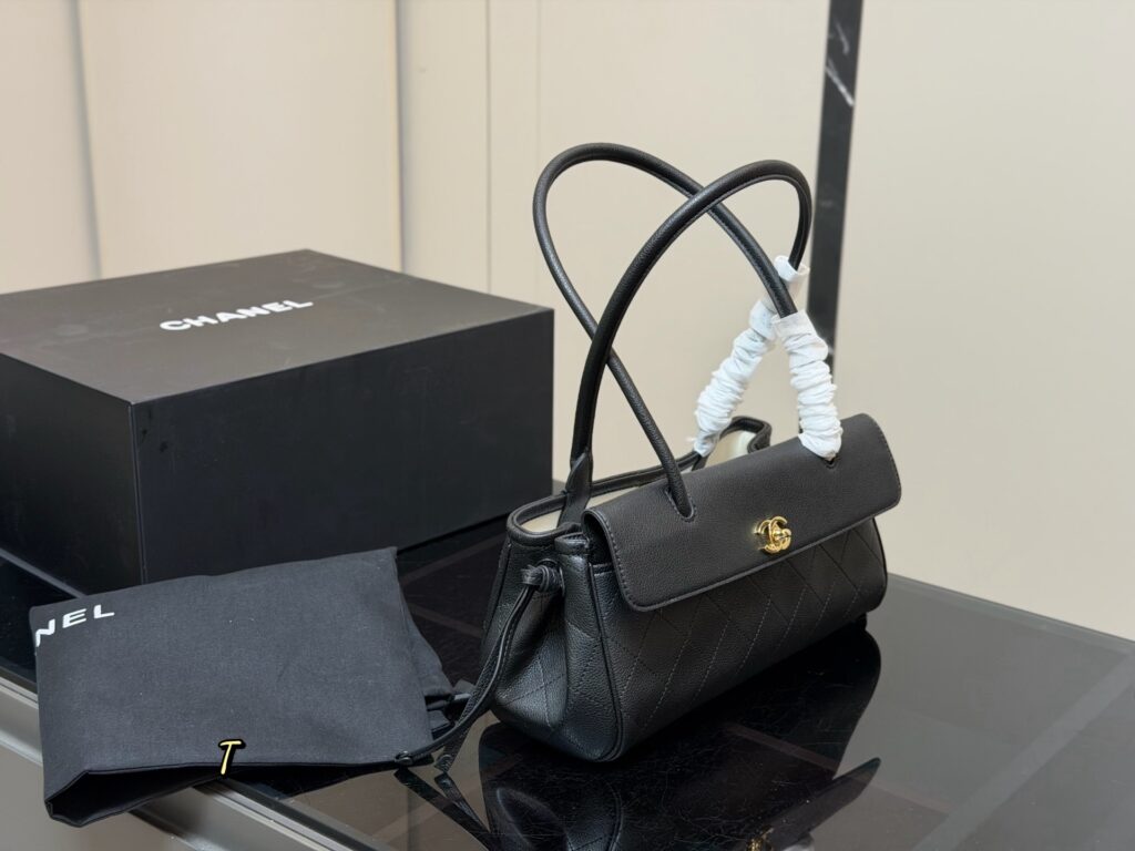 Chanel 579916 Bag Size 31
