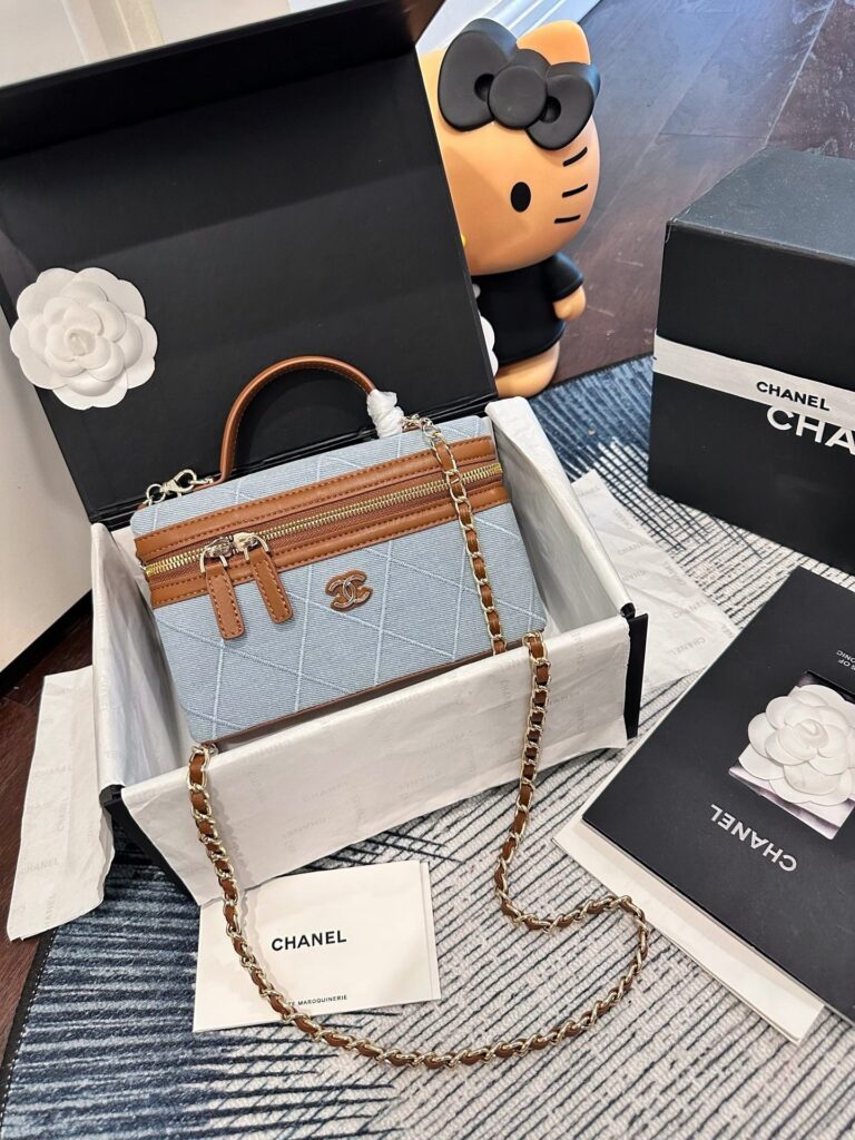 Chanel 579944 Bag Size 19, 13