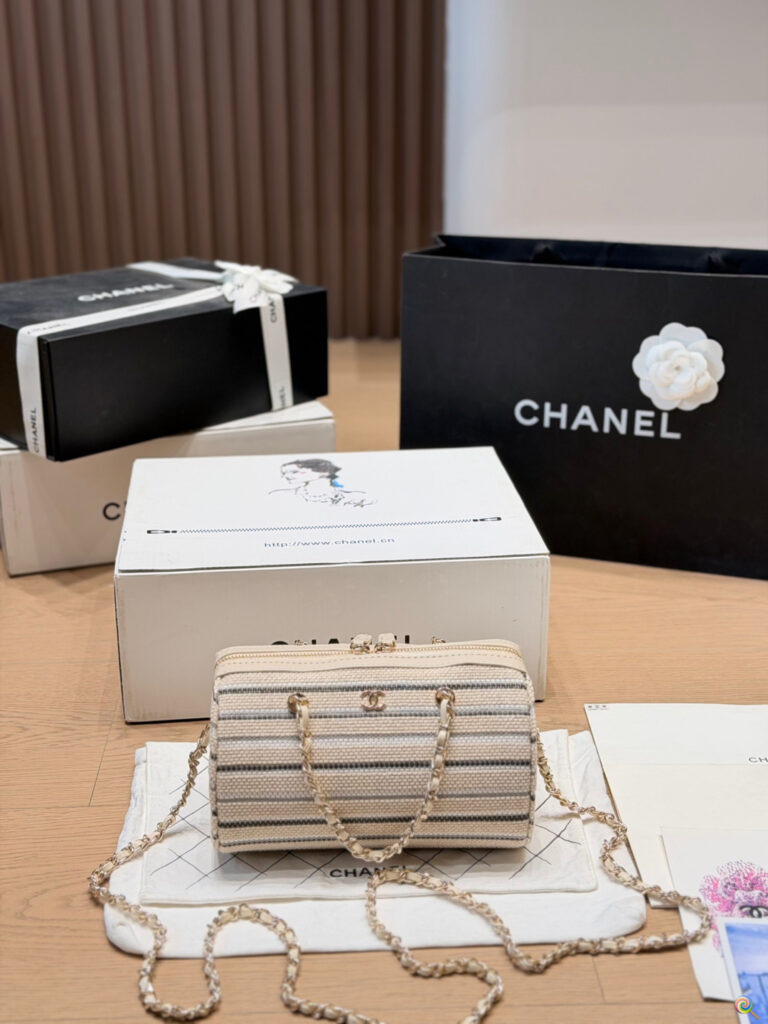 Chanel 580032 Bag Size 20