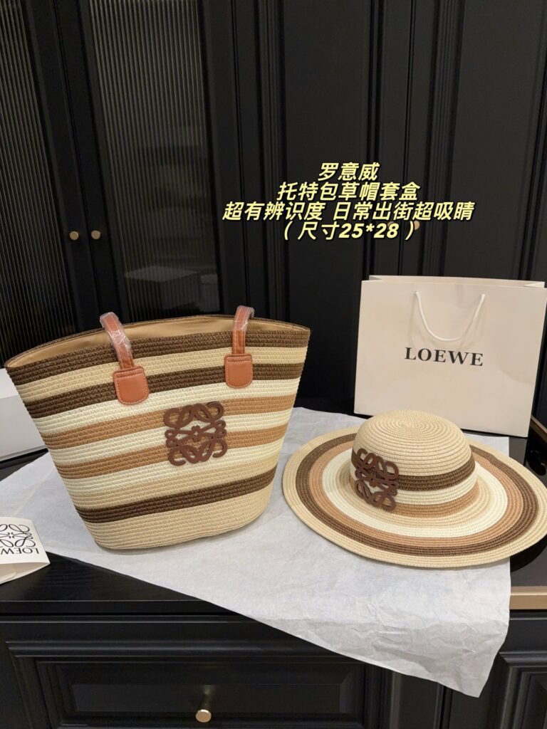 Loewe 580228 Bag Size 25, 28