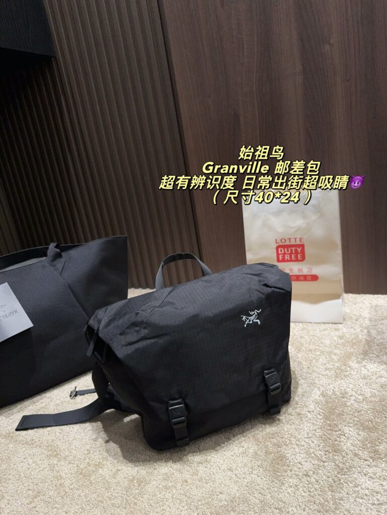 Arc Teryx 581650 Bag Size 40, 24