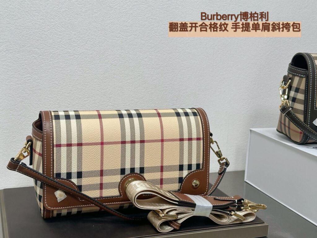 Burberry 721040 Bag