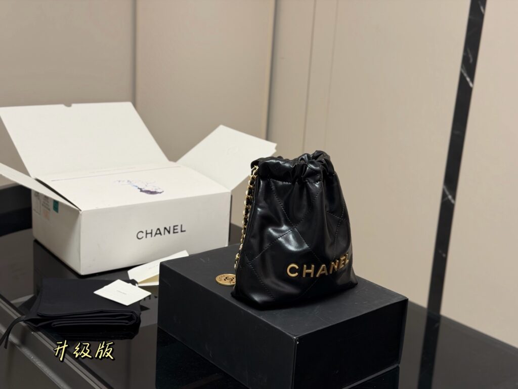Chanel 726434 Bag Size 20
