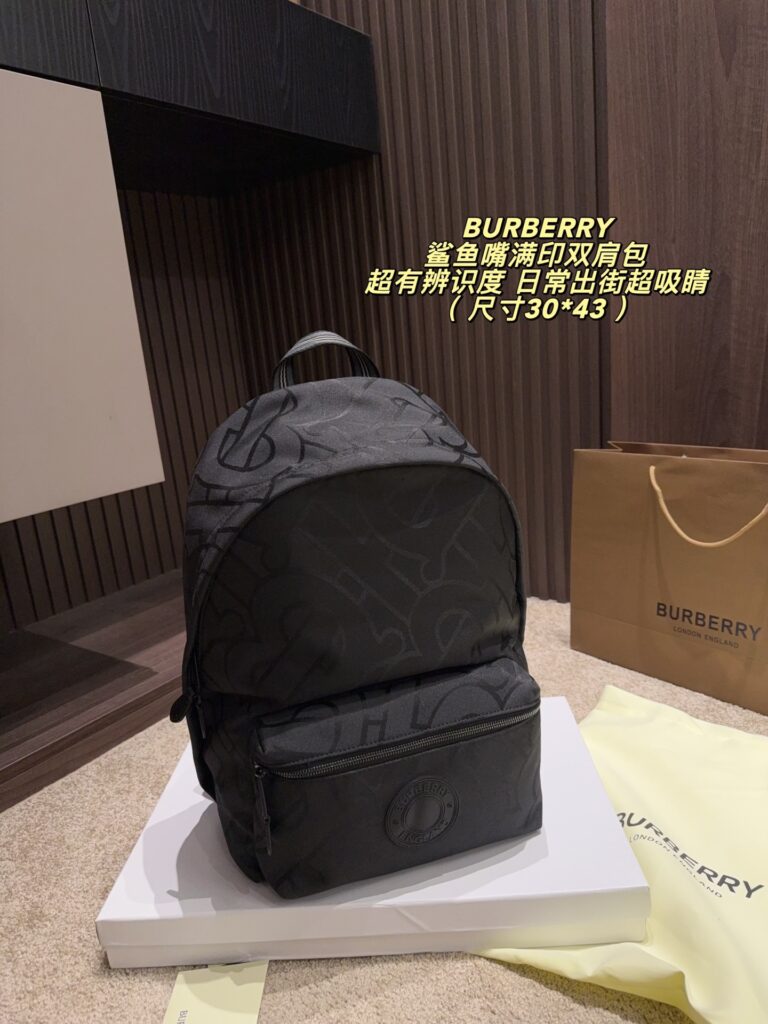 Burberry 727812 Bag Size 30, 43