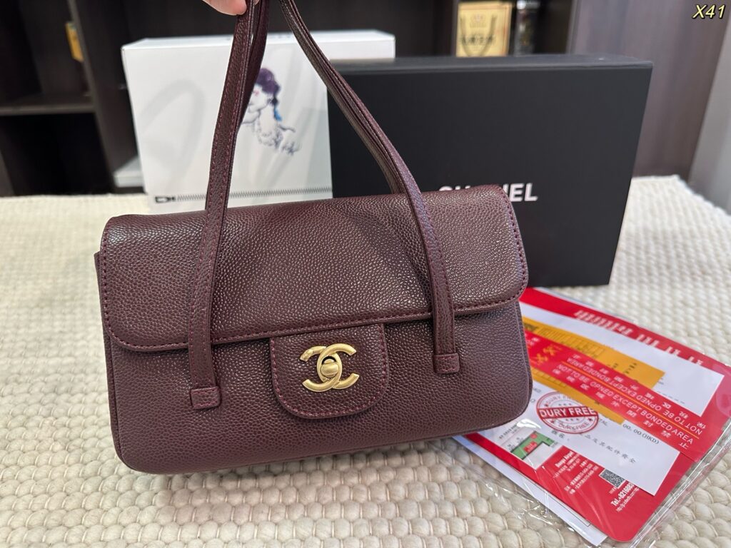 Chanel 729046 Bag Size 22