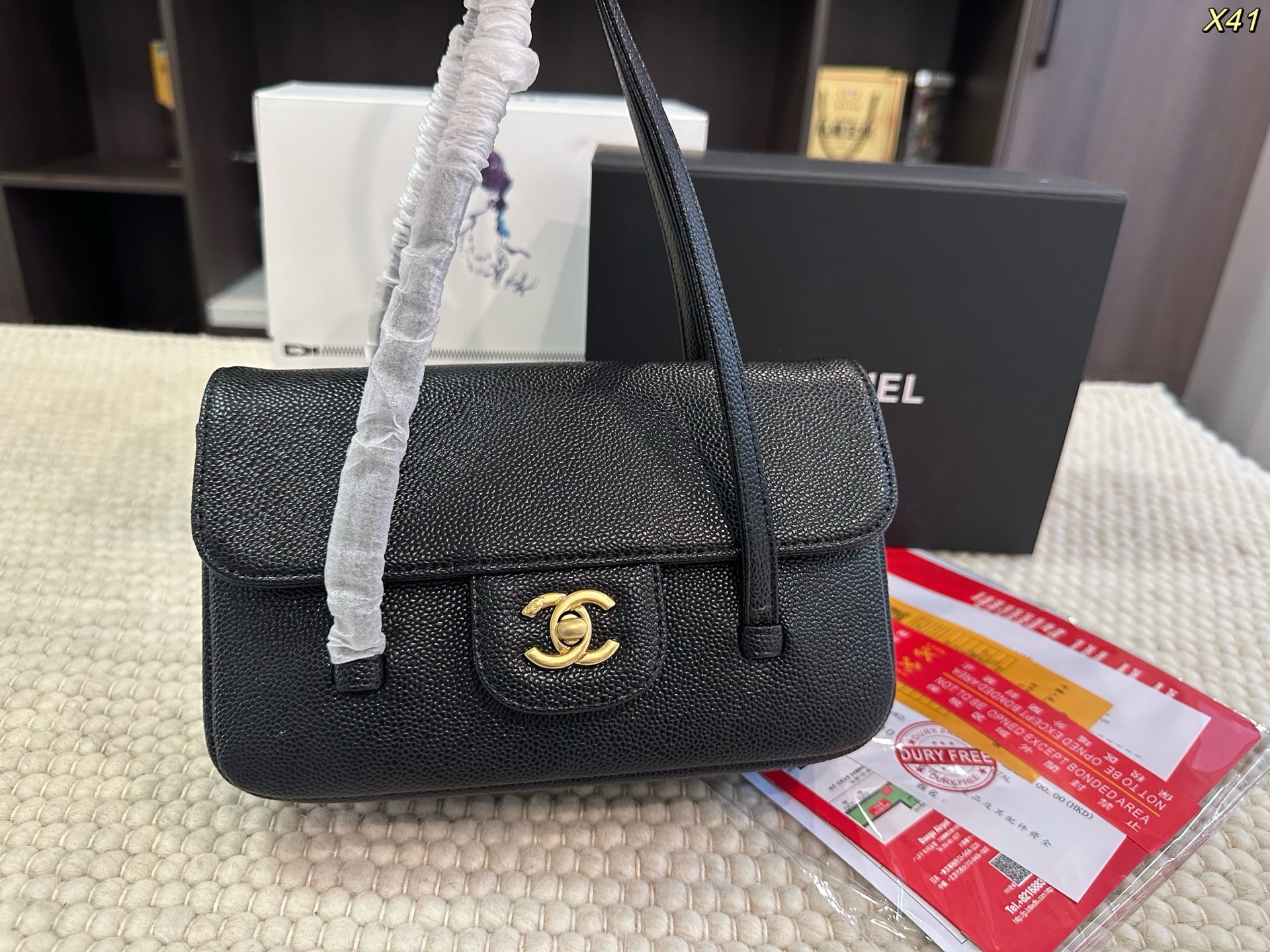 Chanel 729047 Bag Size 22