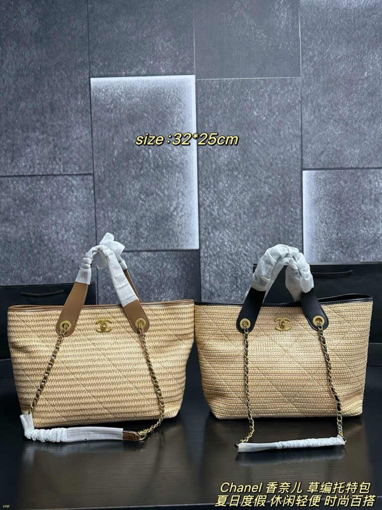 Chanel 779323 Bag Size 32